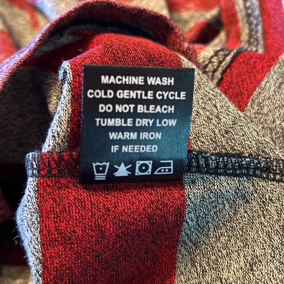 New without tags Brooklyn Cloth Size Large - Picture 10 of 10